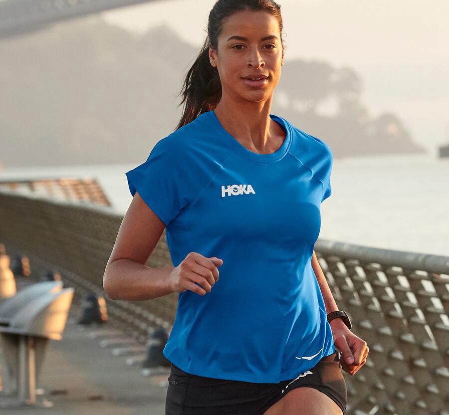 Hoka One One Tops Womens Blue - Performance Short Sleeve - 08674XSCT